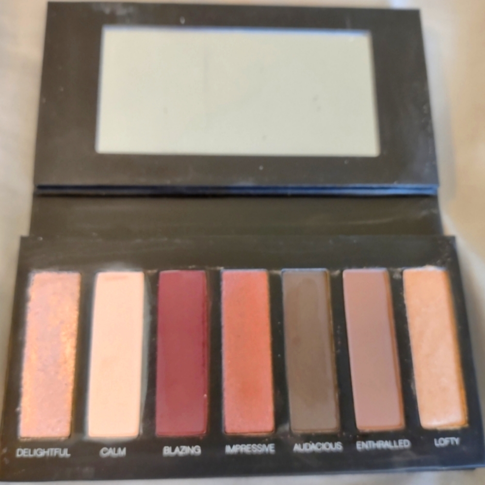 Younique pallet #6